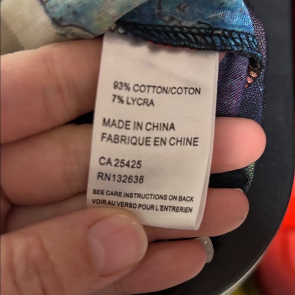 Fresh Multicolor Abstract Long Sleeve Top - Picture 3 of 5